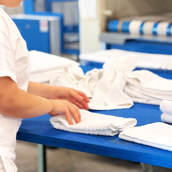 Ritiro lavaggio e consegna per ristorante